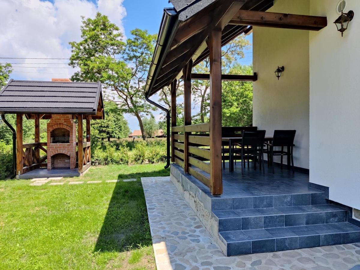 Ara Chalet Bran  Exteriör bild